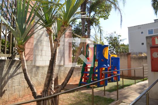Área comum de apartamento para alugar com 2 quartos, 45m² em Morro do Confisco, Contagem