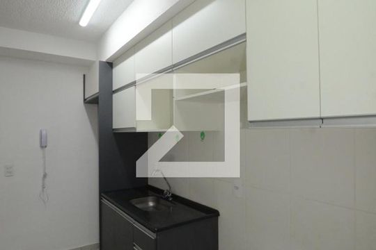 Cozinha de apartamento para alugar com 2 quartos, 43m² em Madureira, Rio de Janeiro