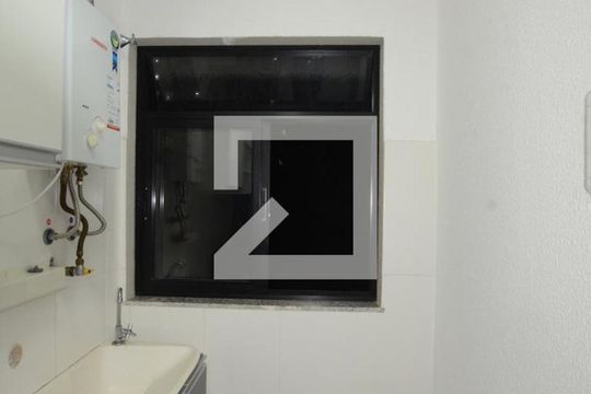 Área de serviço de apartamento para alugar com 2 quartos, 43m² em Madureira, Rio de Janeiro