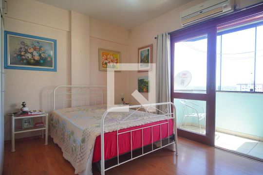  Suite de apartamento à venda com 2 quartos, 120m² em Centro, São Leopoldo