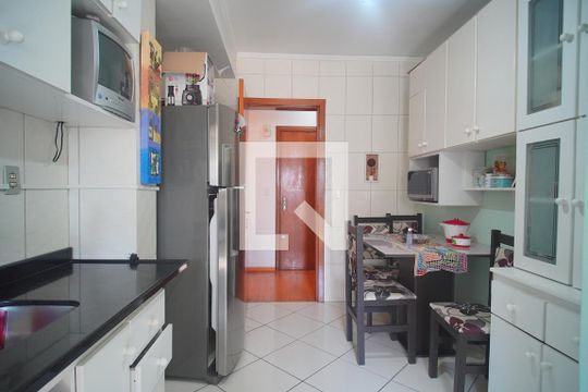 Cozinha de apartamento à venda com 2 quartos, 120m² em Centro, São Leopoldo