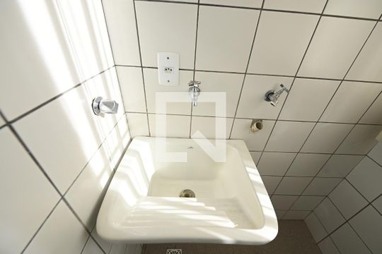 Área de Serviço de apartamento para alugar com 2 quartos, 66m² em Setor Bela Vista, Goiânia