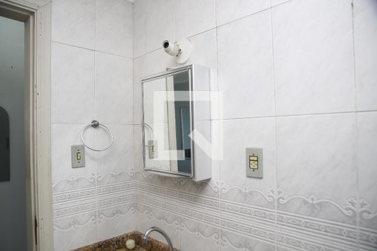 BANHEIRO de apartamento para alugar com 2 quartos, 115m² em Aviação, Praia Grande