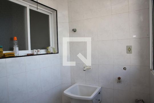 AREA DE SERVIÇO de apartamento para alugar com 2 quartos, 115m² em Aviação, Praia Grande