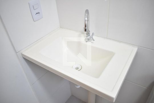 Banheiro de apartamento à venda com 2 quartos, 62m² em Campo Grande, Rio de Janeiro