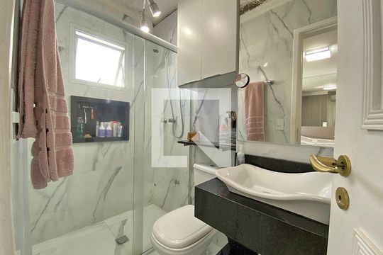 Banheiro da Suíte de casa para alugar com 3 quartos, 111m² em Alto da Mooca, São Paulo