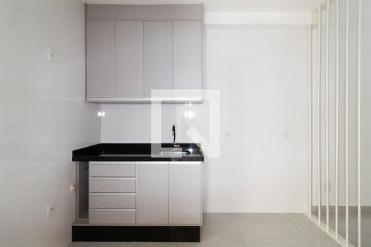 Cozinha de apartamento para alugar com 2 quartos, 40m² em Penha de França, São Paulo