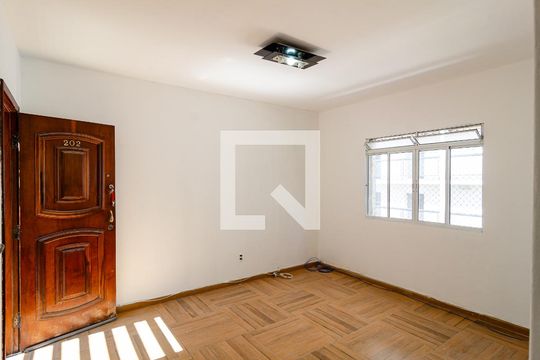 Apartamento à venda com 2 quartos, 70m² em Vila Fachini, São Paulo