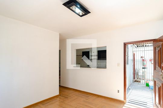 Sala de apartamento à venda com 2 quartos, 70m² em Vila Fachini, São Paulo