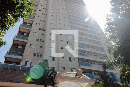 Fachada do bloco de apartamento para alugar com 2 quartos, 70m² em Paraíso, São Paulo