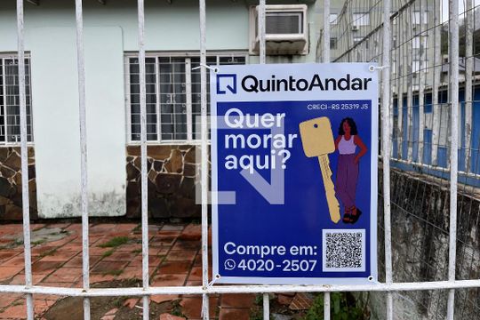 Casa à venda com 3 quartos, 430m² em Santo Antônio, Porto Alegre
