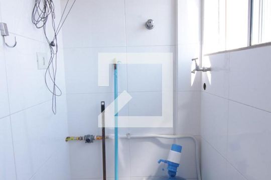 Área de Serviço de apartamento para alugar com 1 quarto, 40m² em Vila Paranaguá, São Paulo