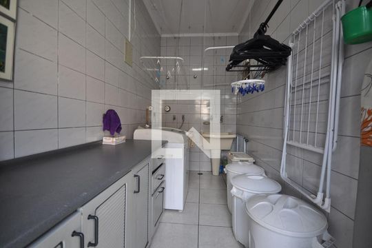 Área de Serviço de casa à venda com 4 quartos, 420m² em Jardim Leonor Mendes de Barros, São Paulo