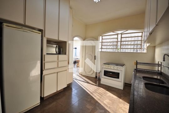 Cozinha de casa à venda com 4 quartos, 420m² em Jardim Leonor Mendes de Barros, São Paulo
