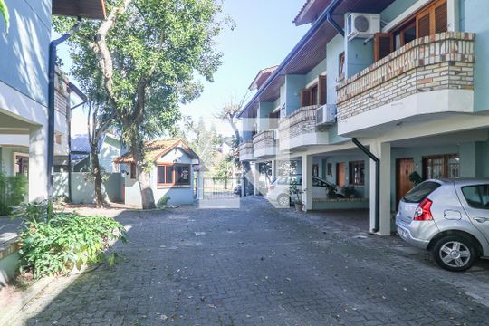 Área comum de casa de condomínio à venda com 3 quartos, 202m² em Ipanema, Porto Alegre