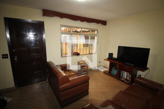 Casa à venda com 4 quartos, 165m² em Canindé, São Paulo