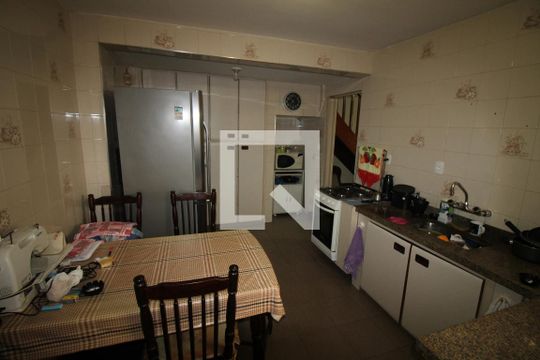 Cozinha de casa à venda com 4 quartos, 165m² em Canindé, São Paulo