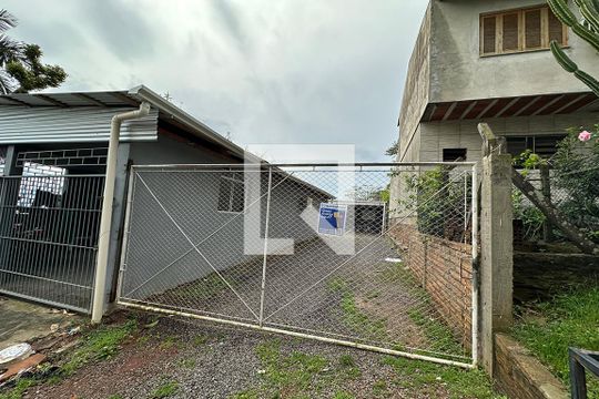 Fachada de casa para alugar com 2 quartos, 81m² em Boa Saúde, Novo Hamburgo