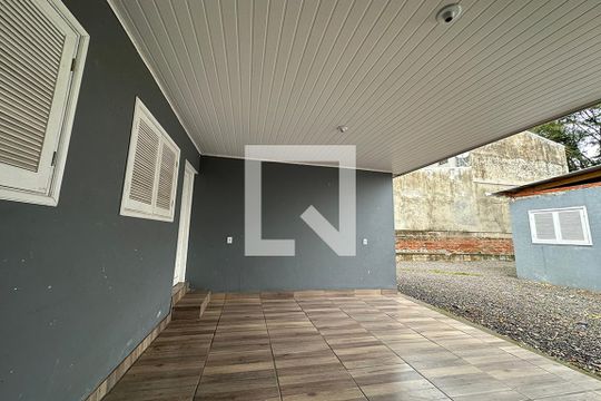 Área Externa de casa para alugar com 2 quartos, 81m² em Boa Saúde, Novo Hamburgo