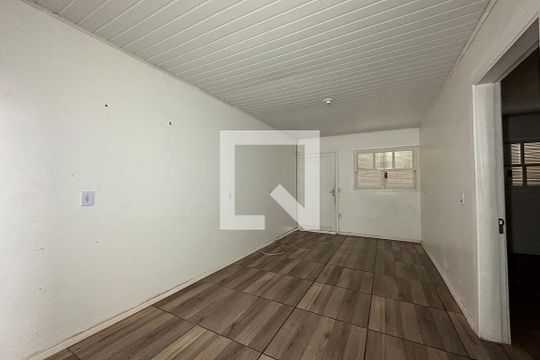 Sala de casa para alugar com 2 quartos, 81m² em Boa Saúde, Novo Hamburgo