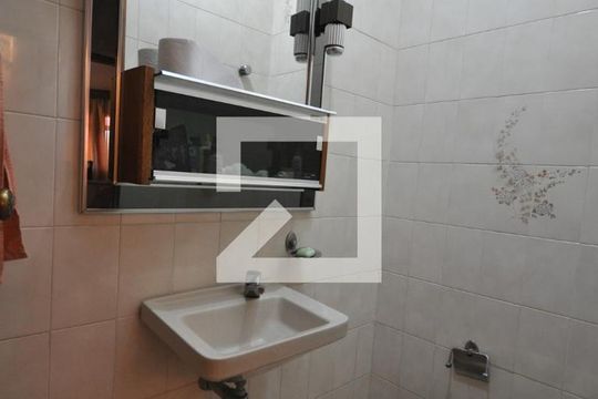 Lavabo de casa para alugar com 3 quartos, 600m² em Jardim Guapira, São Paulo