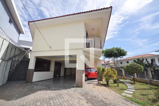 Fachada de casa para alugar com 3 quartos, 600m² em Jardim Guapira, São Paulo