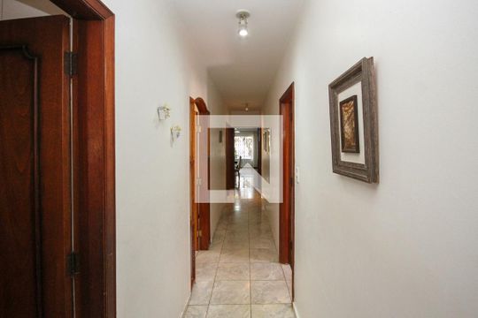 Corredor de casa para alugar com 3 quartos, 400m² em Chácara Mafalda, São Paulo