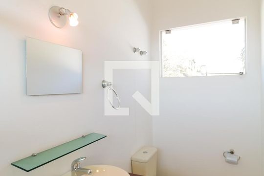 Banheiro da Suíte 01 de casa à venda com 3 quartos, 380m² em Parque Taquaral, Campinas