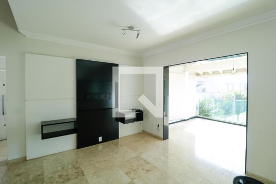 Salas de casa à venda com 3 quartos, 380m² em Parque Taquaral, Campinas