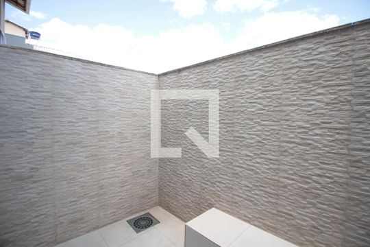 Area de Serviço de casa para alugar com 2 quartos, 76m² em Copacabana, Belo Horizonte