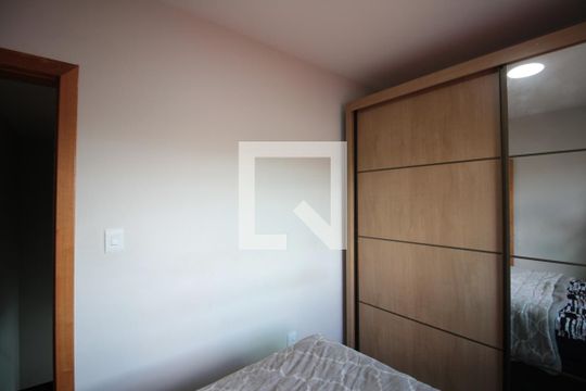 Quarto 1 de casa para alugar com 2 quartos, 76m² em Copacabana, Belo Horizonte
