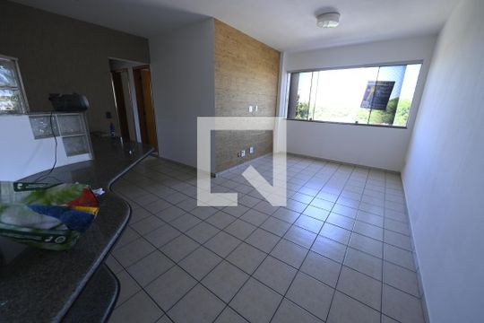 Sala de apartamento à venda com 3 quartos, 80m² em Setor Leste Universitário, Goiânia