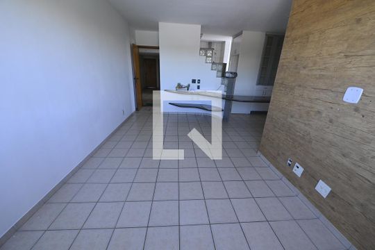 Sala de apartamento à venda com 3 quartos, 80m² em Setor Leste Universitário, Goiânia