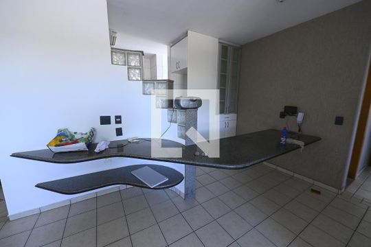 Sala de apartamento à venda com 3 quartos, 80m² em Setor Leste Universitário, Goiânia