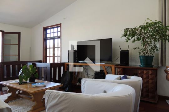 Sala 1 de casa à venda com 3 quartos, 325m² em Anil, Rio de Janeiro