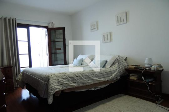 Quarto Suíte de casa à venda com 3 quartos, 325m² em Anil, Rio de Janeiro