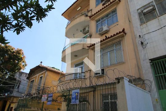 Fachada de apartamento para alugar com 2 quartos, 65m² em Bonsucesso, Rio de Janeiro