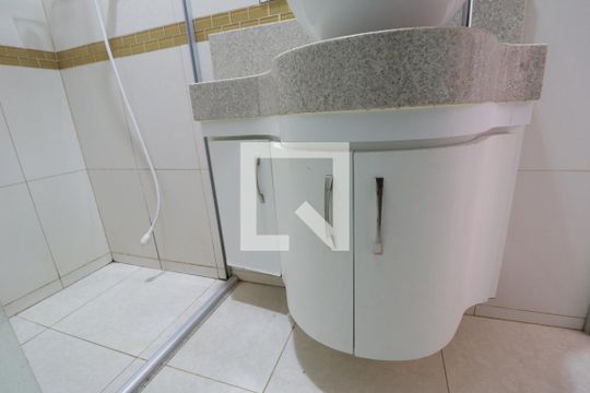 Banheiro Social de apartamento para alugar com 1 quarto, 60m² em Centro, Uberlândia