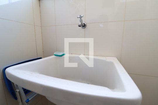 Cozinha e Área de Serviço de apartamento para alugar com 1 quarto, 60m² em Centro, Uberlândia
