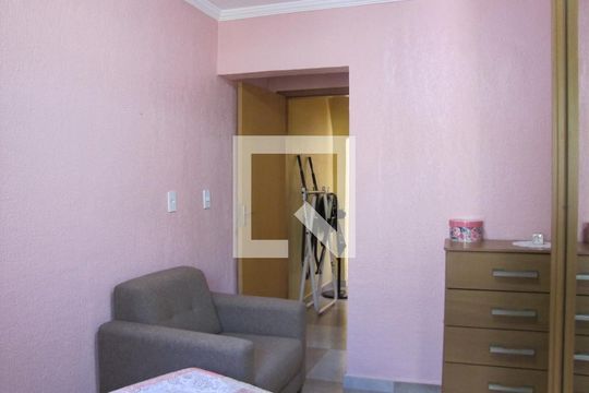 Suíte 1 de casa à venda com 2 quartos, 215m² em Parque Boturussu, São Paulo
