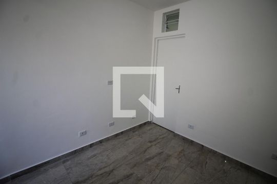 Sala de casa para alugar com 2 quartos, 45m² em Vila Bertioga, São Paulo