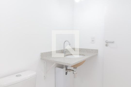 Banheiro de apartamento à venda com 1 quarto, 33m² em Ipiranga, São Paulo