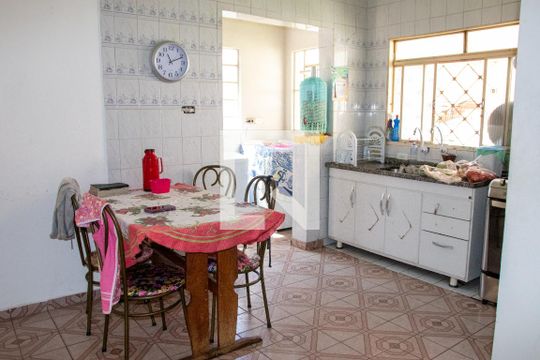 Cozinha de casa para alugar com 3 quartos, 400m² em Vila Medeiros, São Paulo