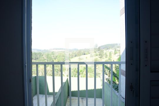 Quarto 1 de casa para alugar com 2 quartos, 80m² em Centreville, Cotia