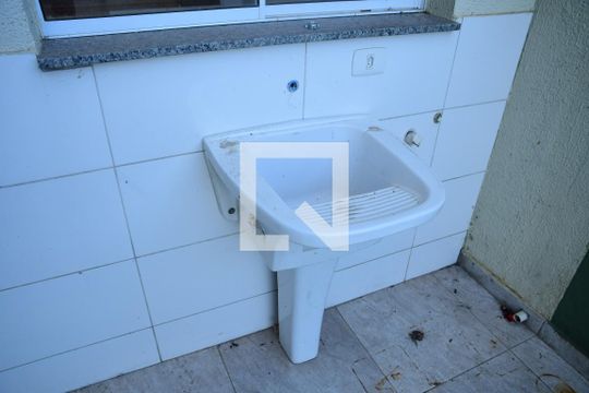 Quintal de casa para alugar com 2 quartos, 80m² em Centreville, Cotia