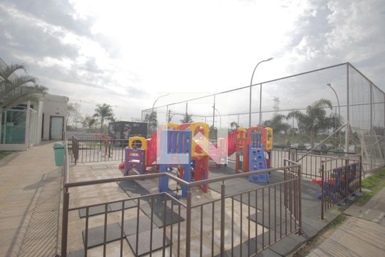 Área comum - Playground de apartamento para alugar com 2 quartos, 44m² em São José, Canoas