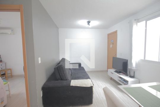 Sala de apartamento para alugar com 2 quartos, 44m² em São José, Canoas