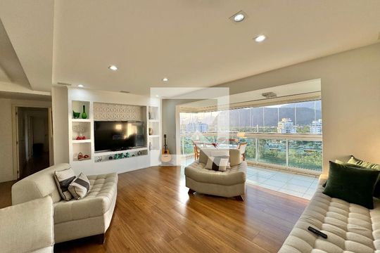 Apartamento à venda com 5 quartos, 318m² em Barra da Tijuca, Rio de Janeiro