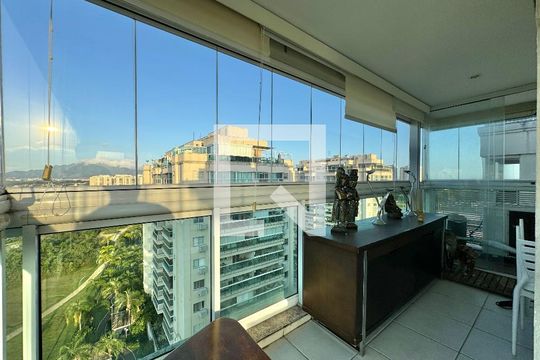Varanda de apartamento à venda com 5 quartos, 318m² em Barra da Tijuca, Rio de Janeiro
