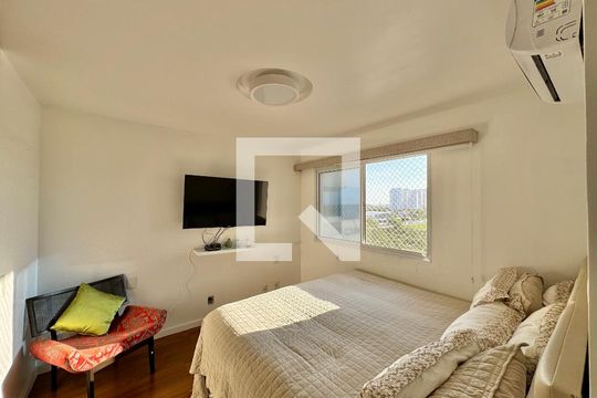 Suíte 1 de apartamento à venda com 5 quartos, 318m² em Barra da Tijuca, Rio de Janeiro